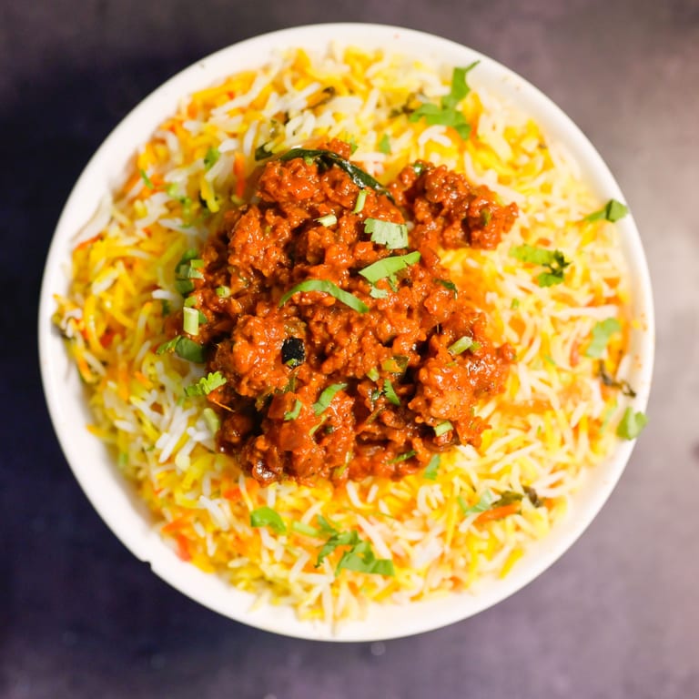 Explore Our Curry Selection